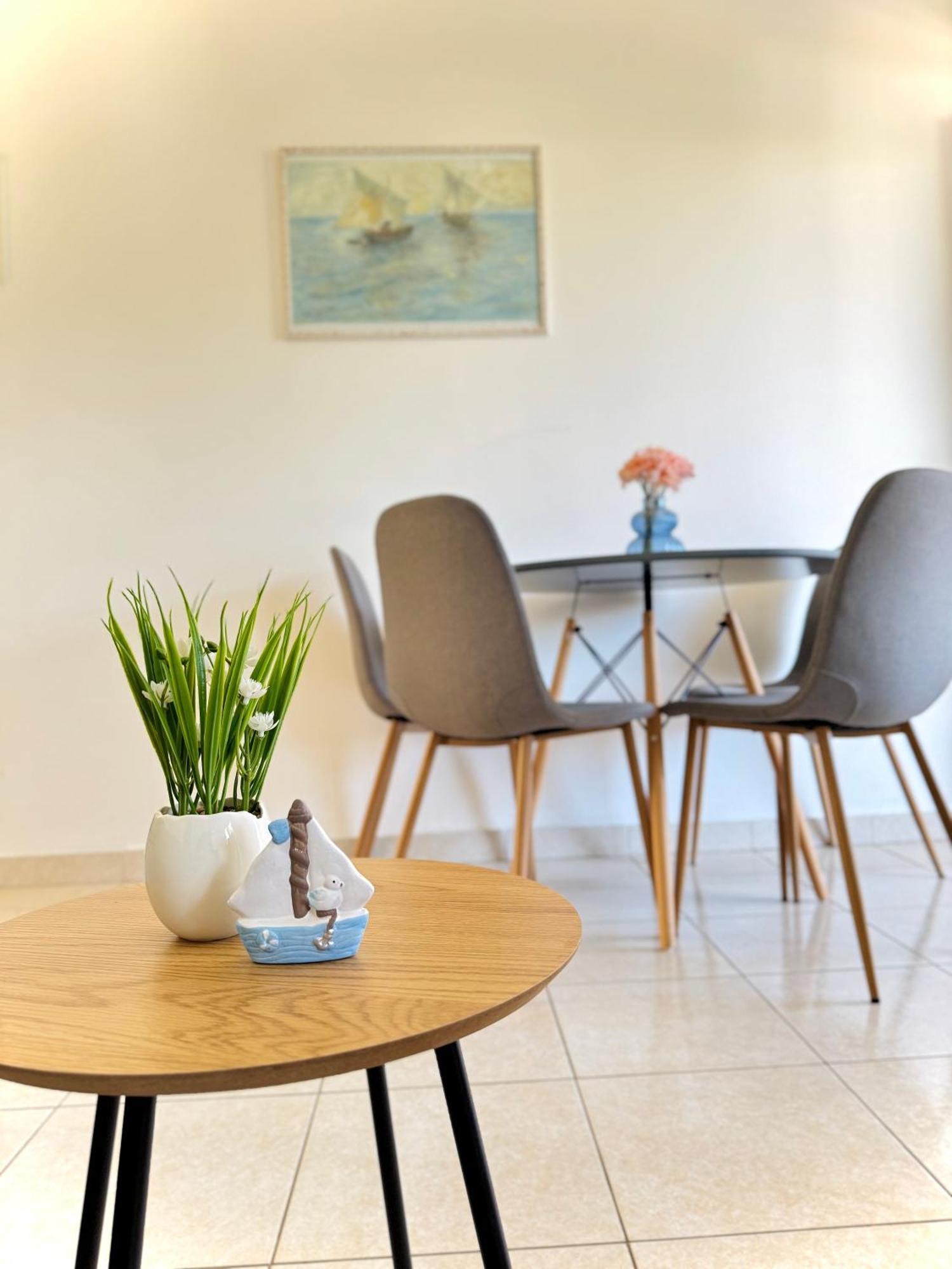 Apartments Elvira Drage Eksteriør bilde